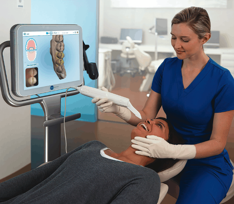 Intraoral Digital Scanner for dental patients in Nrothridge